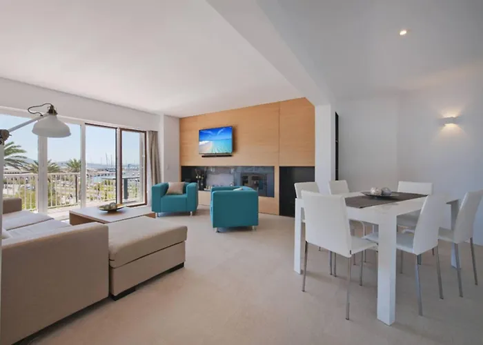 Apartment Maina 1919